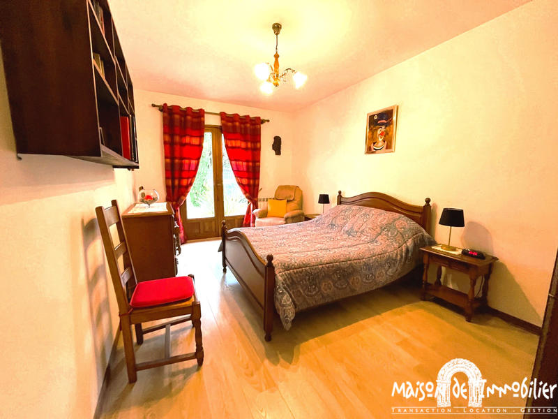 Maison - 161 m² - 6 pièces