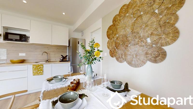 Chambre - 11 m² - 1 pièce