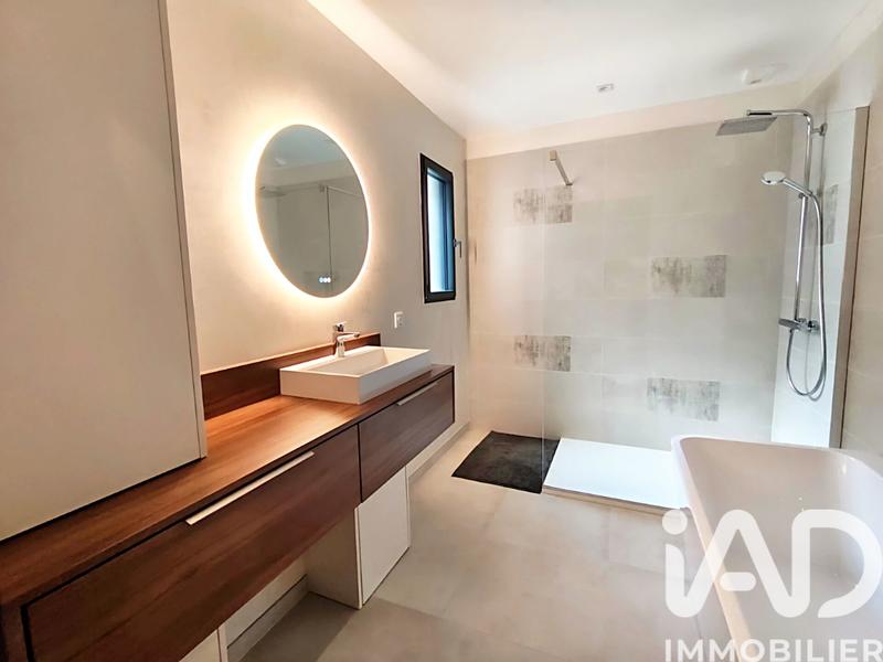 Maison de maîtres - 152 m² - 7 pièces