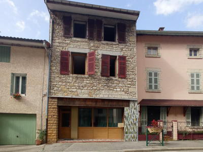 Maison - 180 m² - 5 pièces