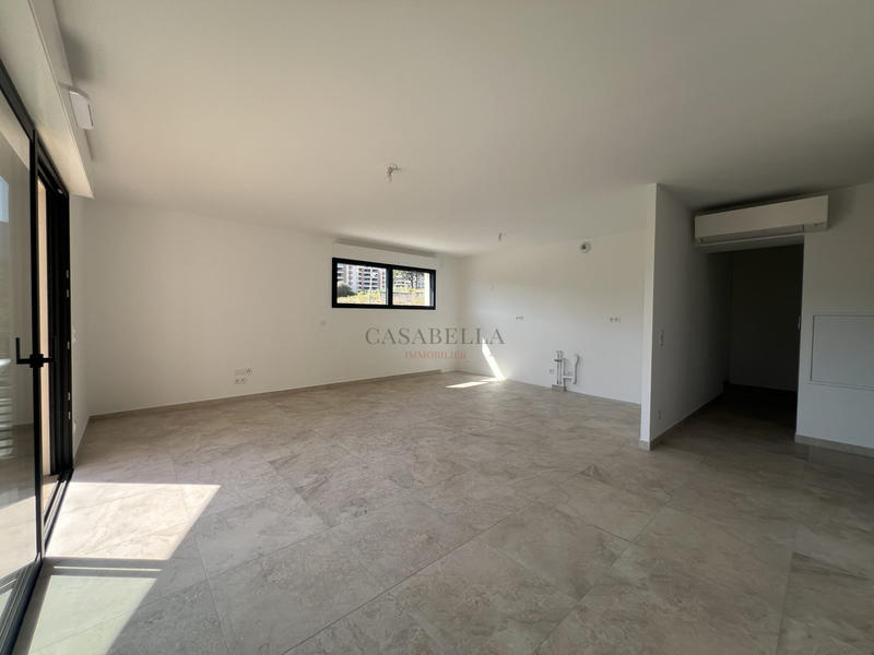 Appartement - 73 m² - 3 pièces