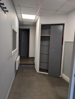 Local commercial - 36 m² - 2 pièces