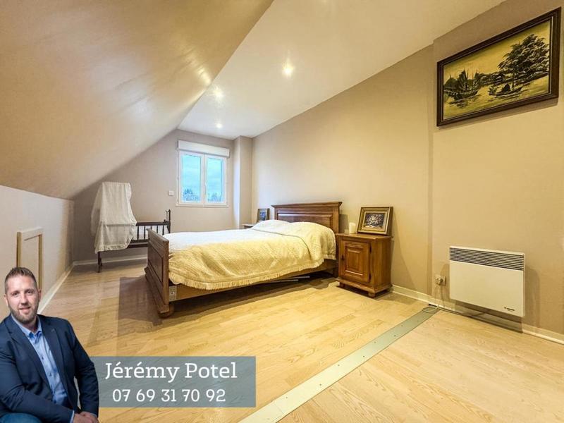 Pavillon - 165 m² - 6 pièces