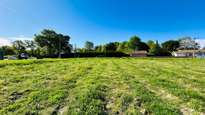 Terrain constructible - 770 m²
