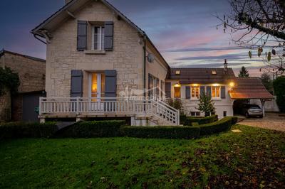 Maison ancienne - 260 m² - 5 pièces