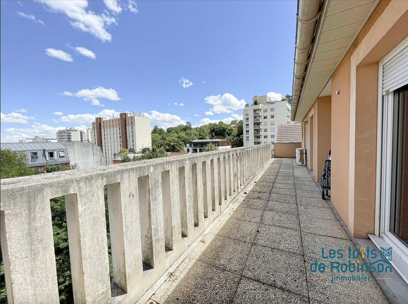 Appartement - 135 m² - 6 pièces