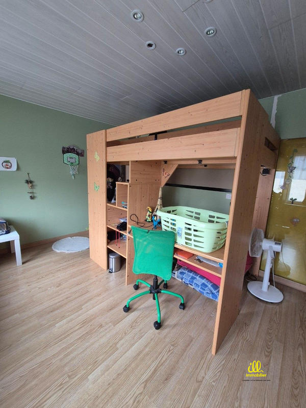 Maison - 198 m² - 8 pièces