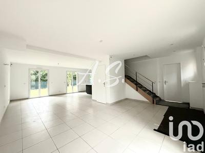 Maison - 146 m² - 6 pièces