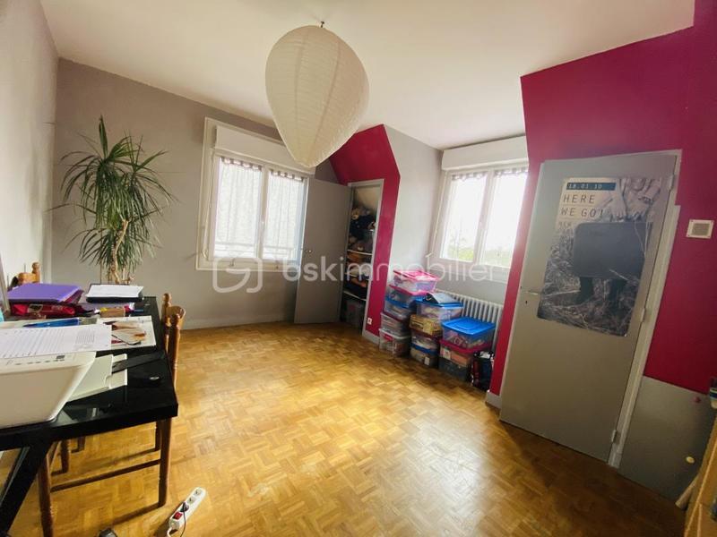 Maison traditionnelle - 104 m² - 6 pièces