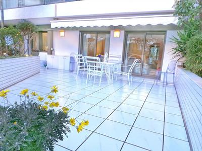 Appartement - 100 m² - 4 pièces