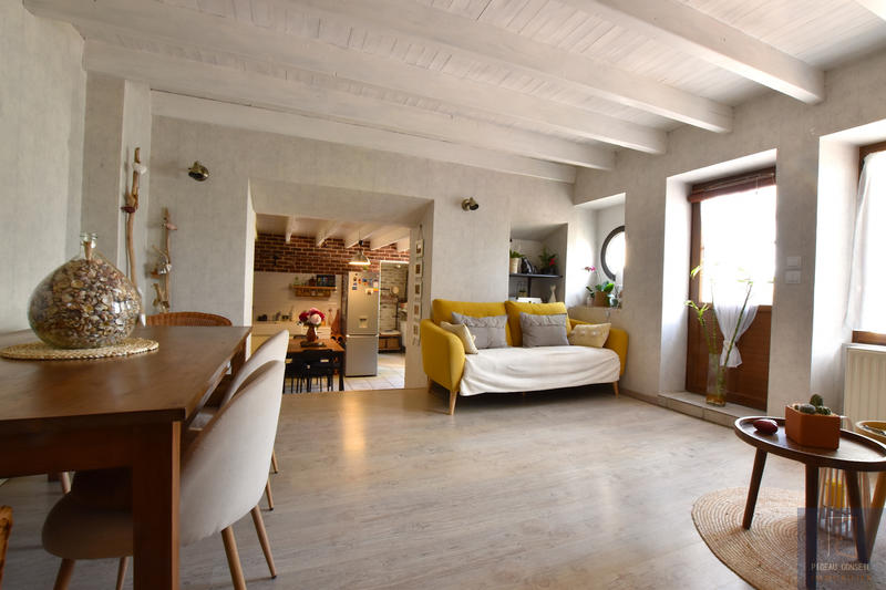 Maison - 92 m² - 5 pièces