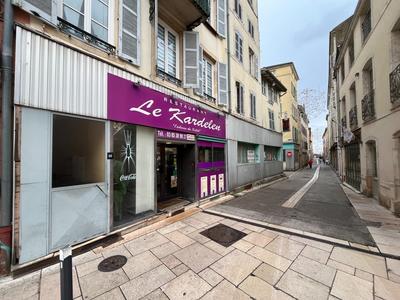 Fonds de commerce - 290 m²