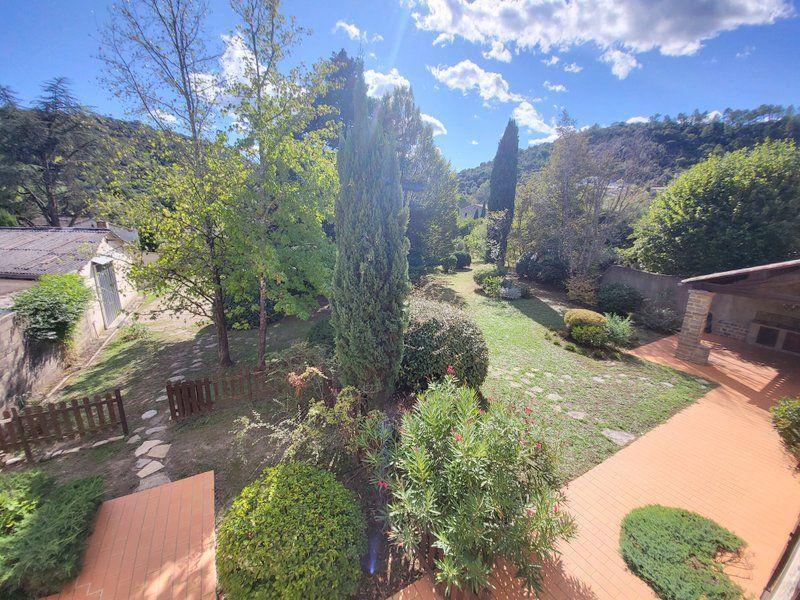 Maison - 162 m² - 8 pièces