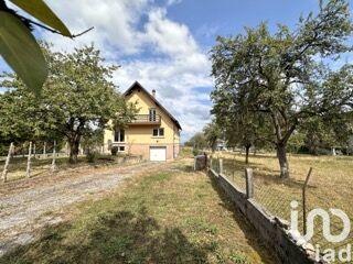 Maison - 180 m² - 8 pièces