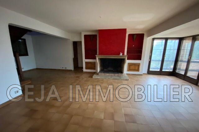 Maison - 90 m² - 1 pièce