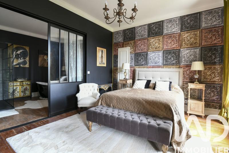 Maison - 309 m² - 10 pièces