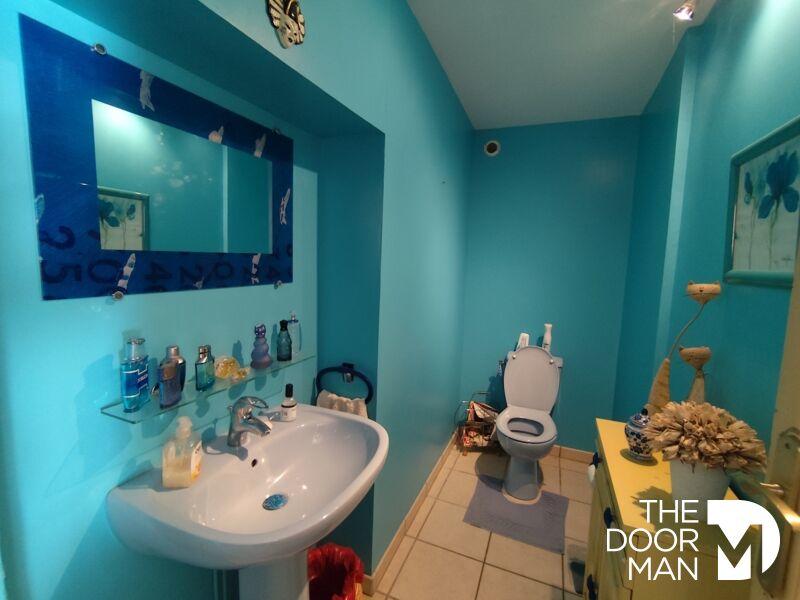 Demeure - 320 m² - 12 pièces