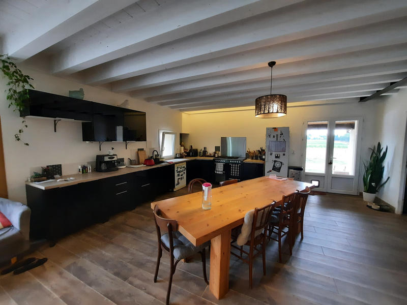 Maison - 248 m² - 7 pièces