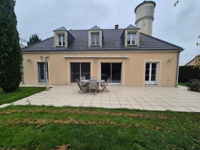 Pavillon - 160 m² - 6 pièces