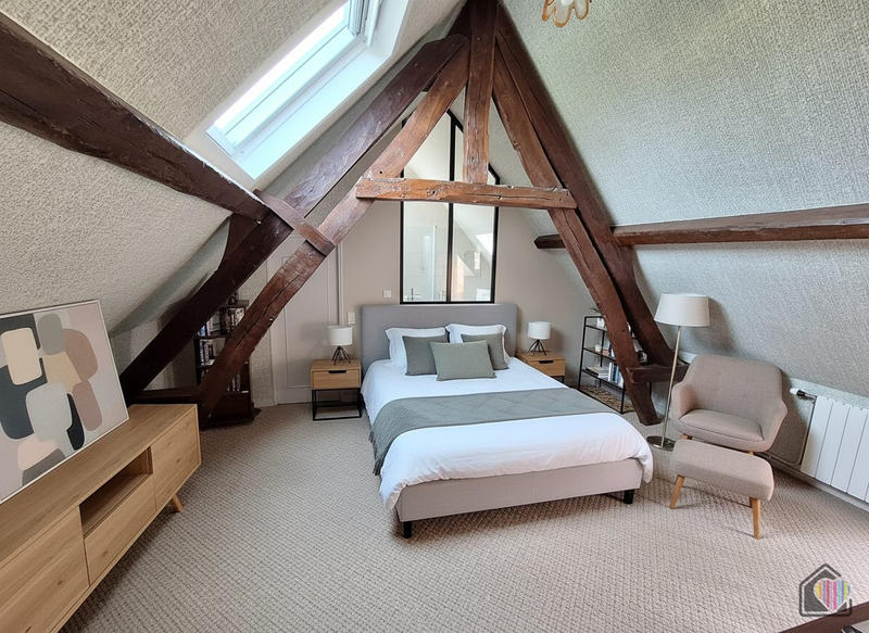 Maison - 150 m² - 12 pièces