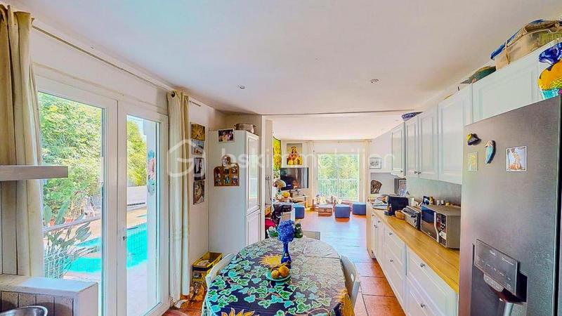 Maison - 152 m² - 5 pièces