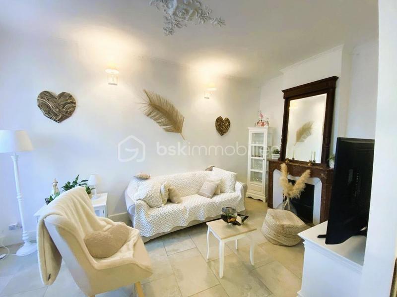 Maison de ville - 200 m² - 9 pièces