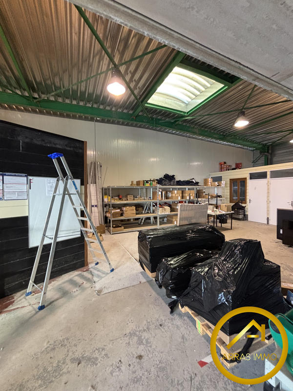 Local commercial - 200 m²