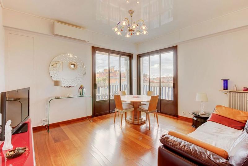 Appartement - 80 m² - 4 pièces