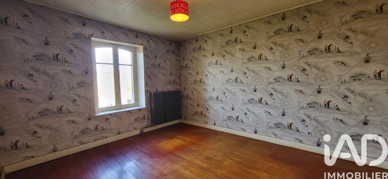 Maison - 220 m² - 8 pièces