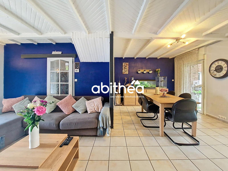 Maison - 95 m² - 4 pièces