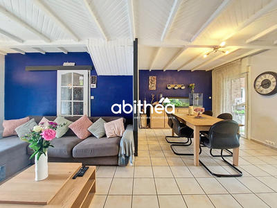 Maison - 95 m² - 4 pièces