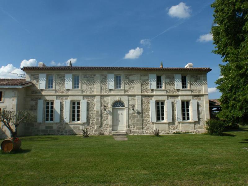 Maison - 235 m²