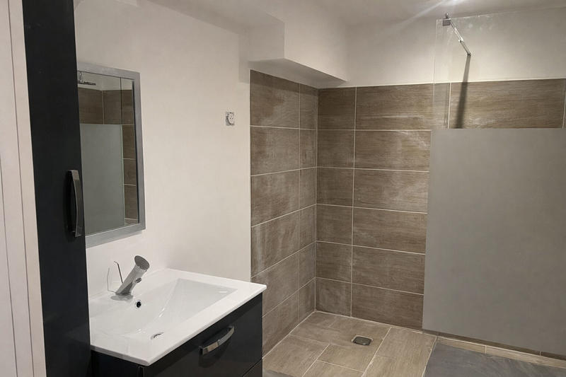 Immeuble - 6 pièces