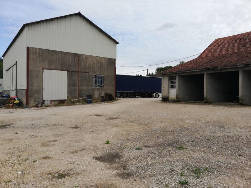 Maison - 229 m² - 9 pièces