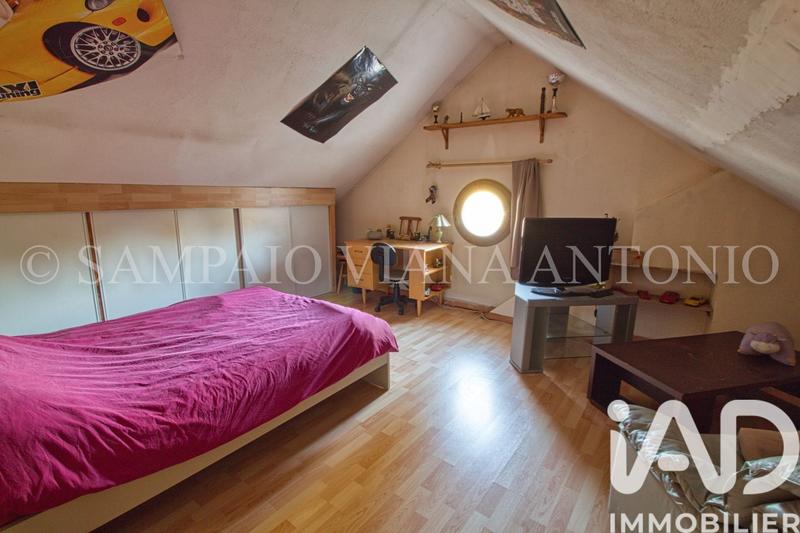 Maison - 183 m² - 7 pièces