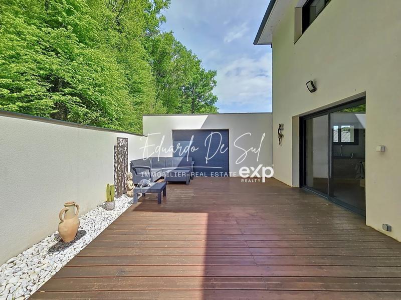 Maison - 142 m² - 5 pièces