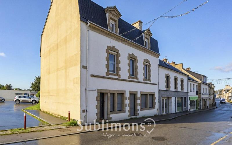 Maison de maîtres - 223 m² - 9 pièces