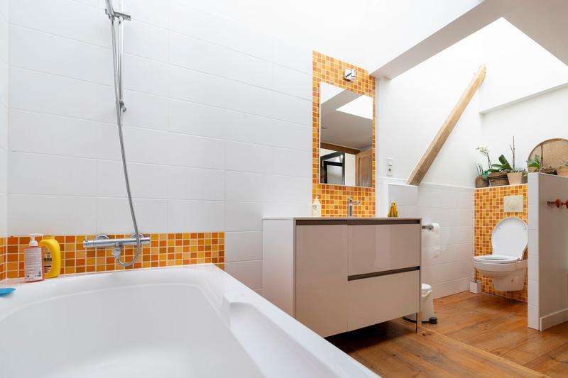 Maison - 212 m² - 6 pièces