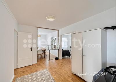 Appartement - 105 m² - 5 pièces