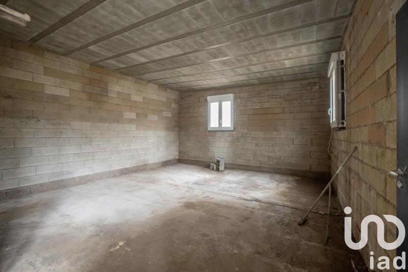 Maison - 260 m² - 8 pièces