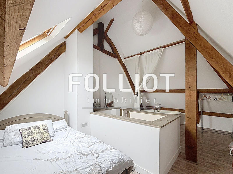 Maison - 186 m² - 7 pièces