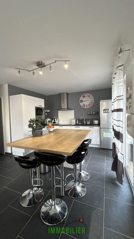 Maison - 110 m² - 4 pièces