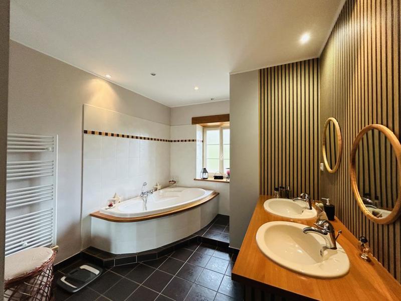 Longère - 180 m² - 7 pièces