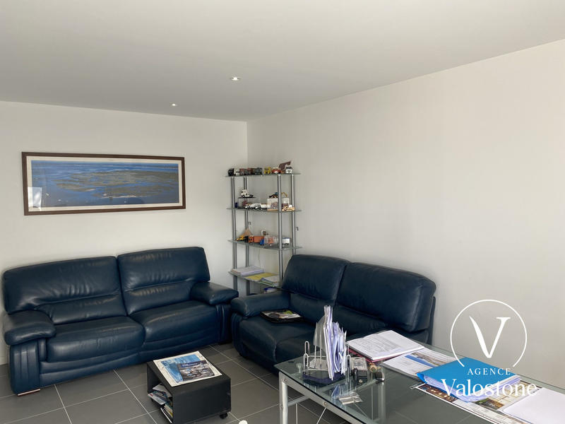 Local d'activités - 105 m² - 4 pièces