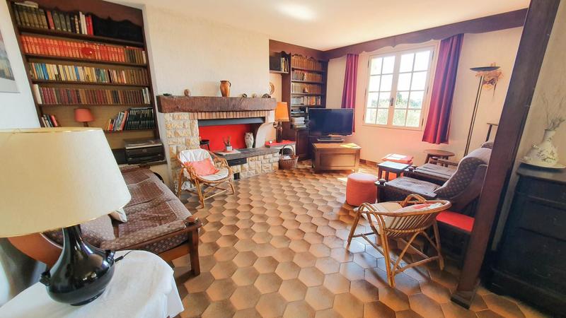 Villa - 245 m² - 7 pièces