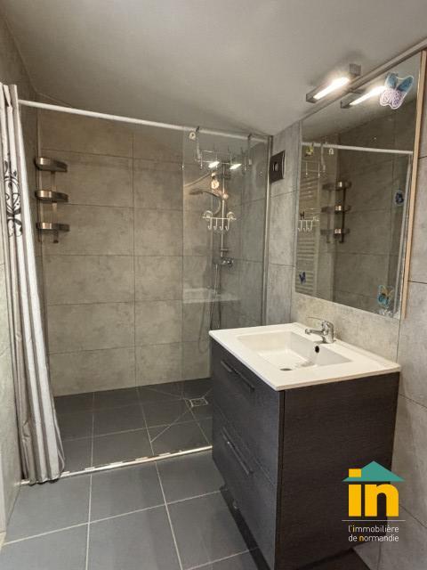 Maison de ville - 75 m² - 2 pièces