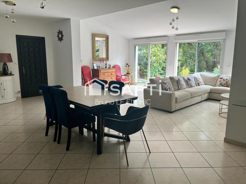 Maison - 177 m² - 6 pièces