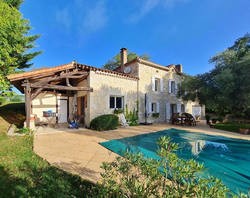 Maison - 117 m² - 5 pièces