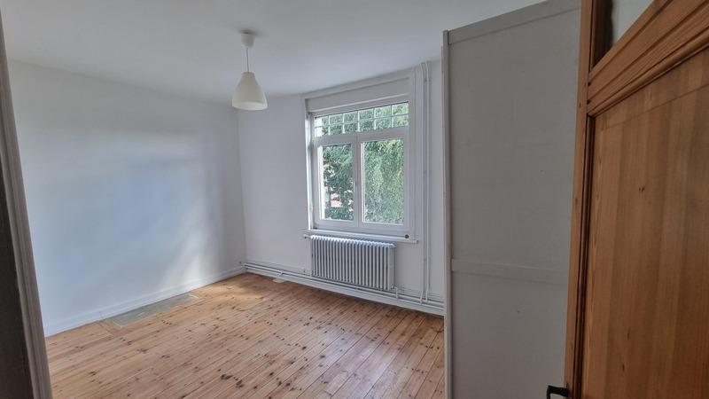 Maison bourgeoise - 250 m² - 12 pièces