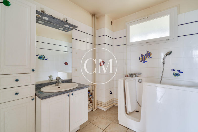 Appartement - 70 m² - 4 pièces